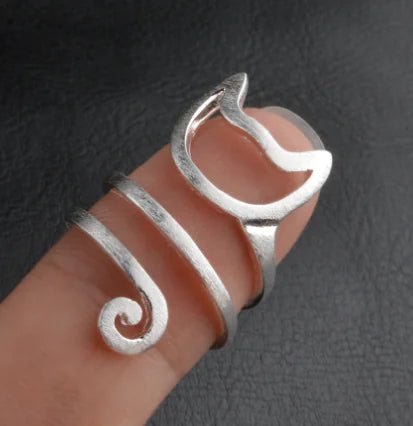 Spiral Tail — Sterling Cat Ring - Nimblet