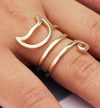 Spiral Tail — Sterling Cat Ring - Nimblet